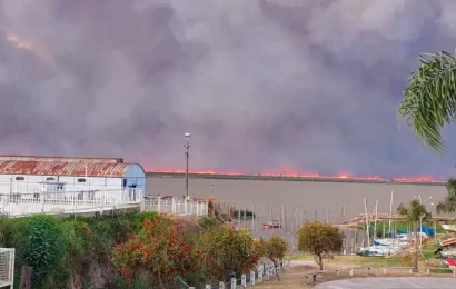 El humo de incendios en el delta del Paraná afecta otra vez a CABA, Buenos Aires y Entre Ríos
