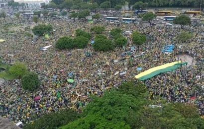 Bolsonaro les puso límites a sus seguidores que reclamaban un golpe de Estado