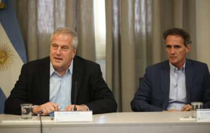 Perczyk y Katopodis firmaron convenios para la segunda etapa del plan de obras en universidades