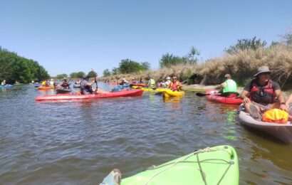 Kayakistas de toda la región disfrutaron de la Travesía al Río Rojas
