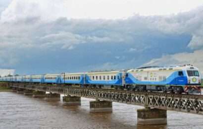Paro nacional de trenes en reclamo de un bono para jubilados ferroviarios