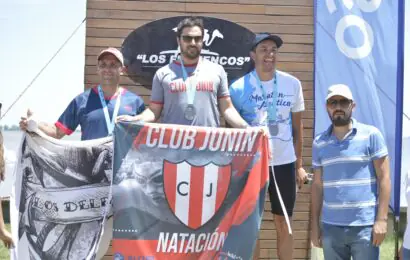 Varios podios para Los Delfines en la maratón acuática de Junín