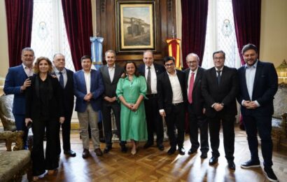 El expresidente Rodríguez Zapatero visitó la Cámara de Diputados de la Nación
