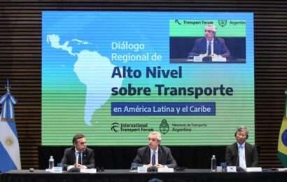 El Presidente encabezó el cierre del segundo Diálogo Regional sobre Transporte