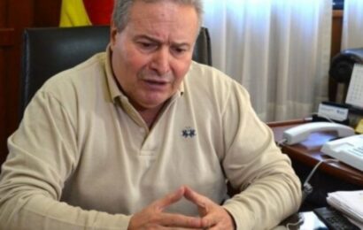 El intendente de Salto recibió un aumento salarial, pero lo donará a una entidad social