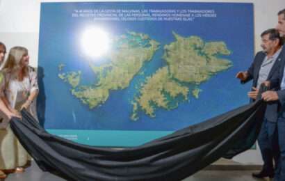 El Registro de las Personas homenajeó a los héroes de Malvinas