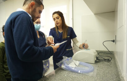 Salud entregó equipamiento pediátrico para el hospital Evita de Lanús