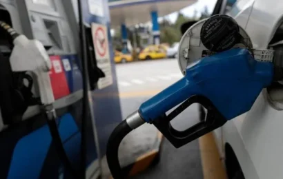 Royón confirmó aumento de 4% en combustibles para este mes
