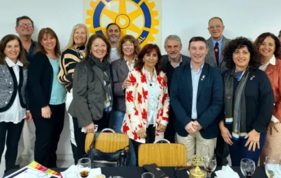 La exvecina  Mónica Ramírez, presidenta de Rotary Pergamino