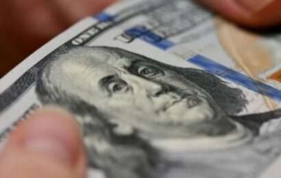 El dólar «blue» sube y recupera lo que había cedido