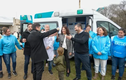 Kicillof superó las 200 ambulancias entregadas a municipios