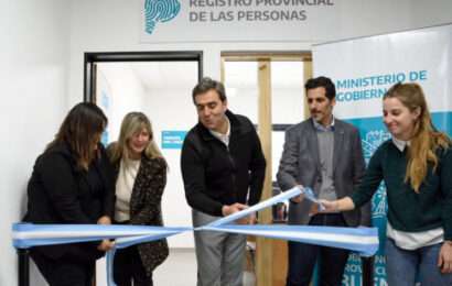 Se inauguró una nueva oficina del Registro de las Personas en Open Door