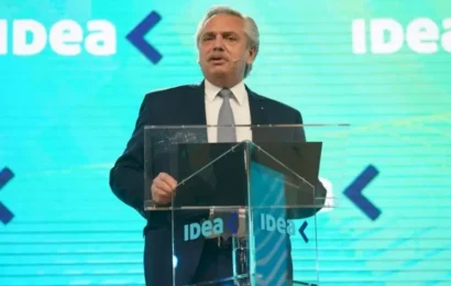 Alberto Fernández estará en el comienzo del Coloquio de IDEA