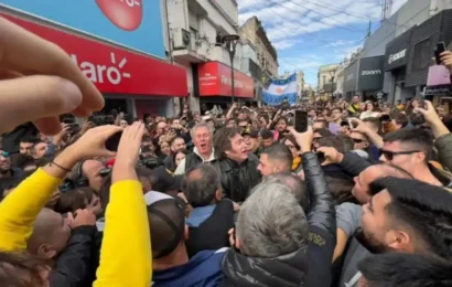En Rosario causó furor en medio de una multitud