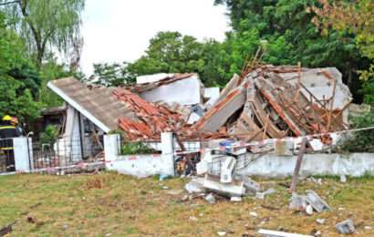 Una impactante explosión ocasionó el derrumbe de una vivienda en Saladillo