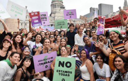 El presidente de la UCR Martín Lousteau acompañó a las mujeres radicales