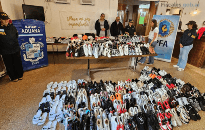 Donan casi mil pares de zapatillas e indumentaria secuestradas en Mar del Plata