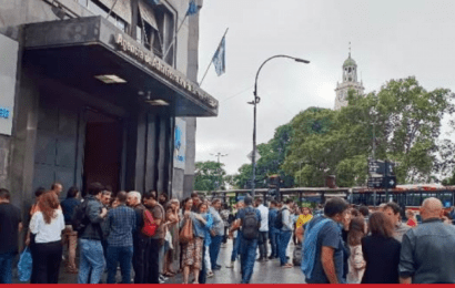 Sin previo aviso despiden a más de 100 empleados de Ferrocarriles Argentinos