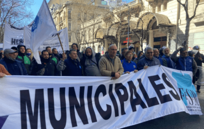 Trabajadores municipales de toda la Provincia se plegaron a los reclamos de Mar del Plata