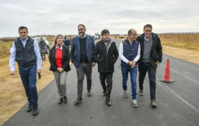 Axel Kicillof inauguró una obra de gas y cruzó a Milei