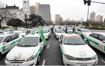 Taxistas marchan a Gobernación por el corte de suministro de GNC