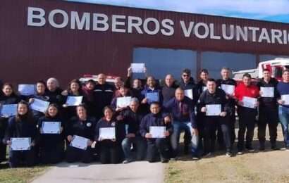 Bomberos de Carabelas recibieron certificaciones