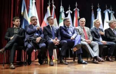 Axel Kicillof encara otro «encuentro federal» en una nueva reunión de gobernadores