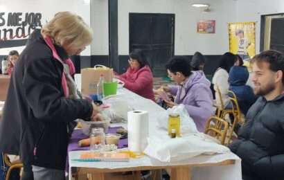 En el Polígono se desarrolló un seminario floral