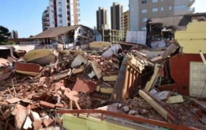 Turistas rojenses tenían planeado alojarse en el hotel del derrumbe