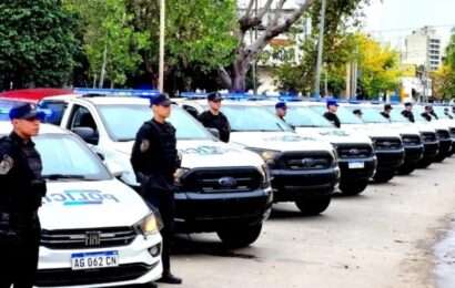 Provincia: el aumento del 8% acordado con los estatales alcanzará a la Policía y al SPB