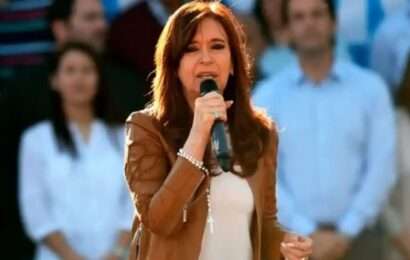 Cristina Kirchner asumirá la presidencia del PJ en medio de la tensión con Axel Kicillof