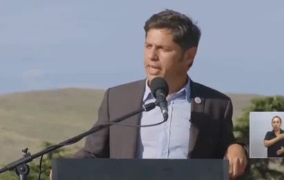 Kicillof hizo responsable a Milei por la caída del turismo