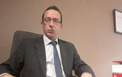 “A Matías le están causando un daño terrible, a su nombre, a su actividad y a su familia“