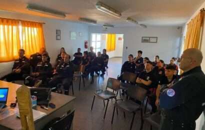 Bomberos de Carabelas participó del encuentro “Construyendo Puentes“