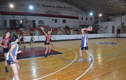 Por poco se le escapó a las chicas del Tricolor