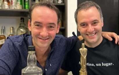Escándalo: El Gobierno volvió a ascender al hermano de Adorni y le entregó una caja clave
