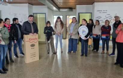 Grato encuentro en la Escuela Especial con la visita del intendente municipal