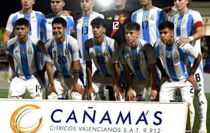 Argentina le ganó 2-1 al Valencia sobre el final