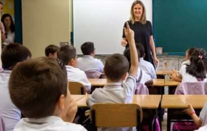Por ley, buscan que los docentes extracurriculares aporten al IPS