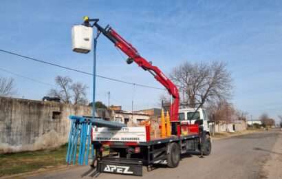 Se instalaron nuevas luminarias en Carabelas
