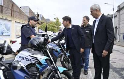Desplazan a 24 oficiales de la Policía por militar para el excomisario candidato de Milei 