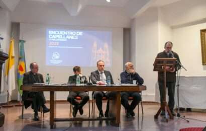 Capellanes del SPB participaron de una jornada en la Catedral de La Plata 