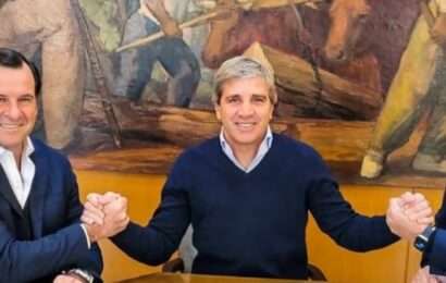 Renunciaron otros dos funcionarios de Caputo