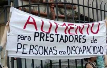 Personas con discapacidad se movilizan contra el veto de Javier Milei: “Un veto total no es austeridad, es abandono” 