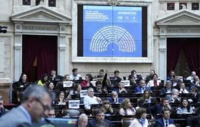 Milei sufrió un duro revés en Diputados: la oposición le propinó 12 derrotas en una sesión maratónica 