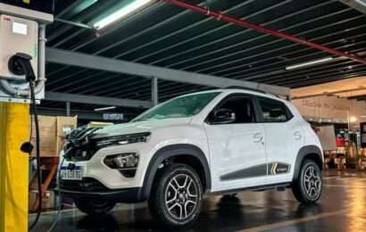 Importaron autos eléctricos y no pueden usarlos: El vacío en Seguridad Vial paraliza los trámites 