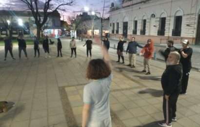 Comenzó la Semana de las Artes con una clase abierta en la Plaza
