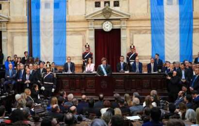 Los vetos de Milei y el caso Libra abren un conflicto de poderes en el Estado 