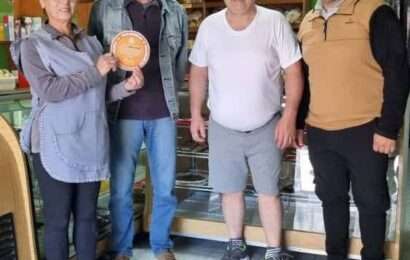 Con la colocación de nuevas obleas del programa municipal “Panaderías Saludables”