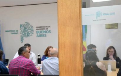 la Provincia inaugura las últimas paritarias del año la Provincia inaugura las últimas paritarias del año